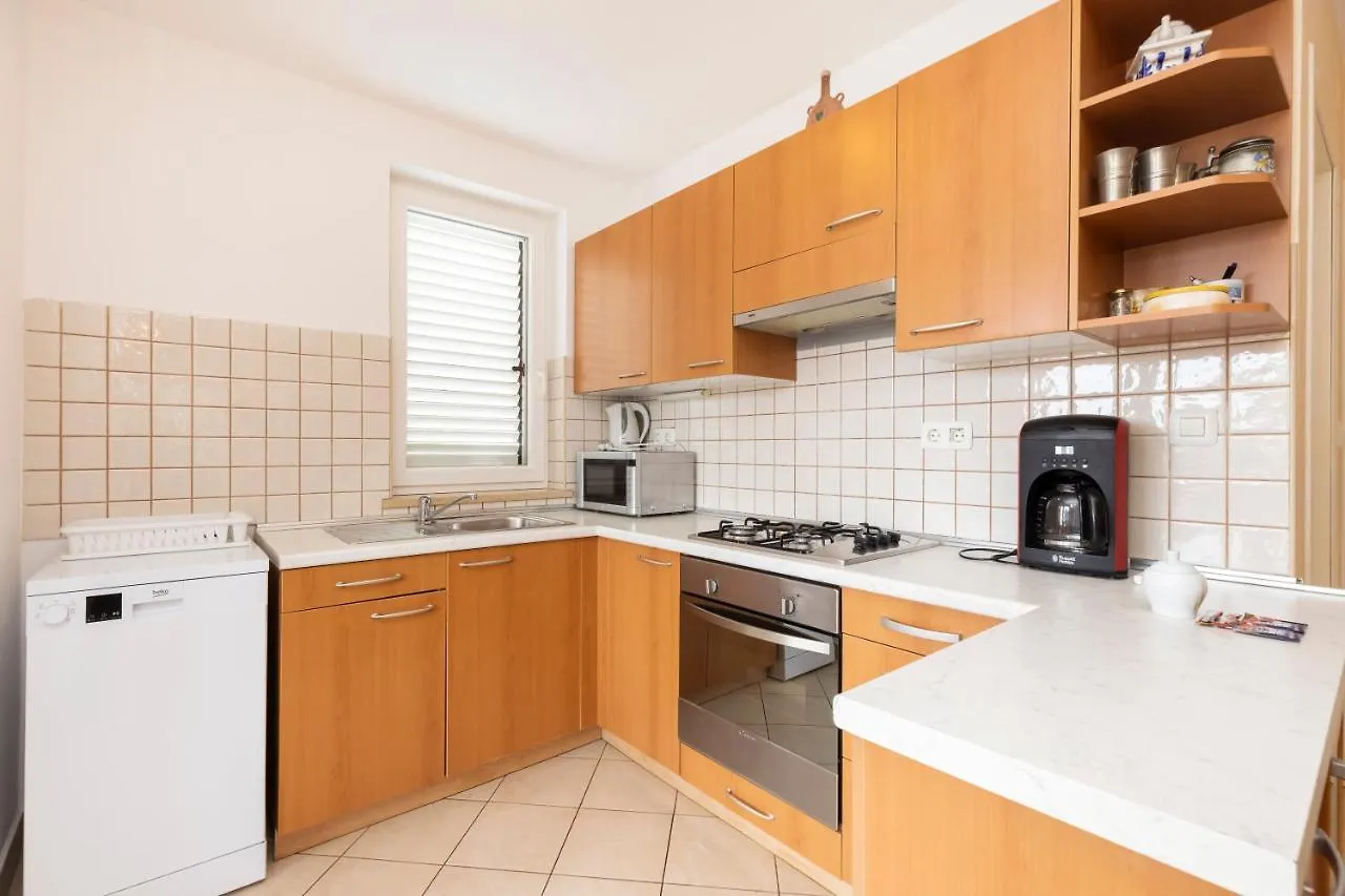 Villa Teresa Mali Losinj 0*,  Croatia