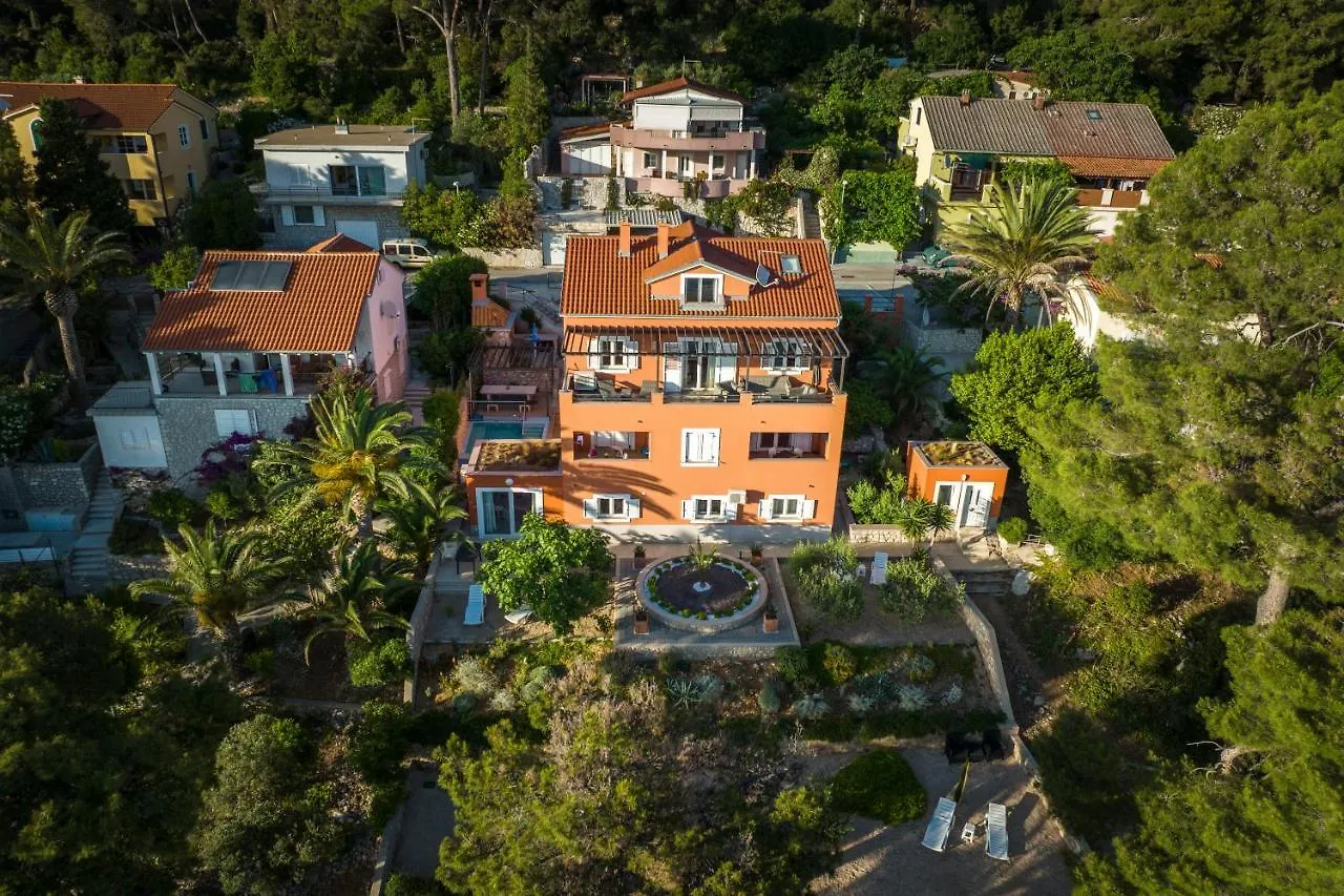 Villa Teresa Mali Losinj 0*,  Croatia