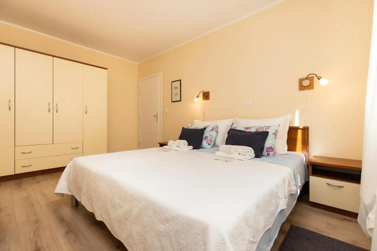 Villa Teresa Mali Lošinj 0*,